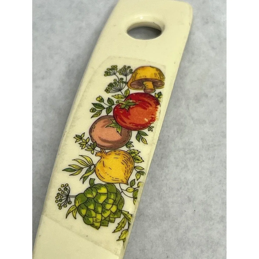 Vintage Melamine Slotted Spoon Vegetable Harvest Motif Cream S-1076 Taiwan 12in